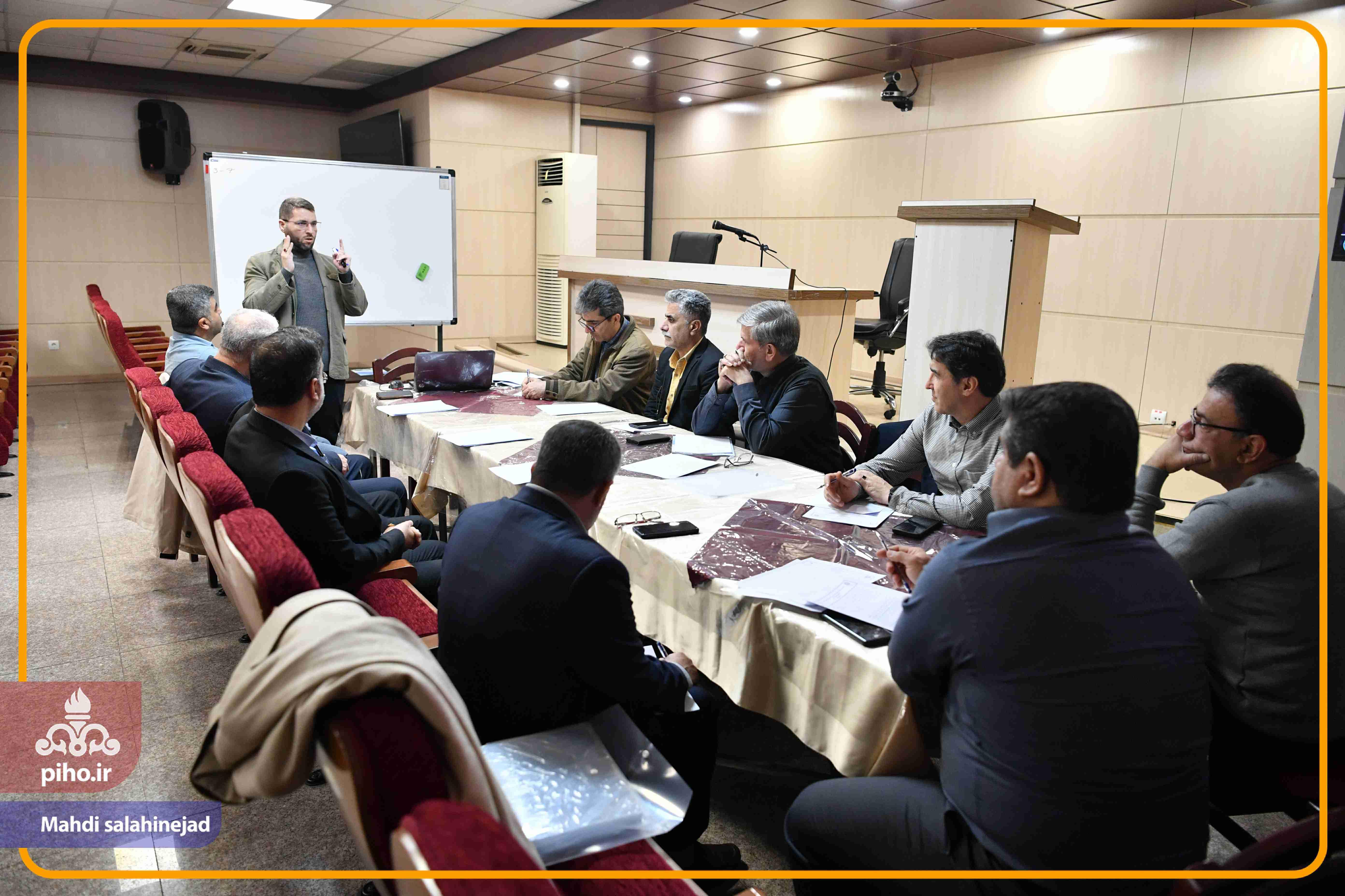 گزارش تصویری/ دوره توانمند سازی و ارتقاء تاب آوری حوزه سلامت در مواجه با تهدیدات و حوادث شیمیایی 16