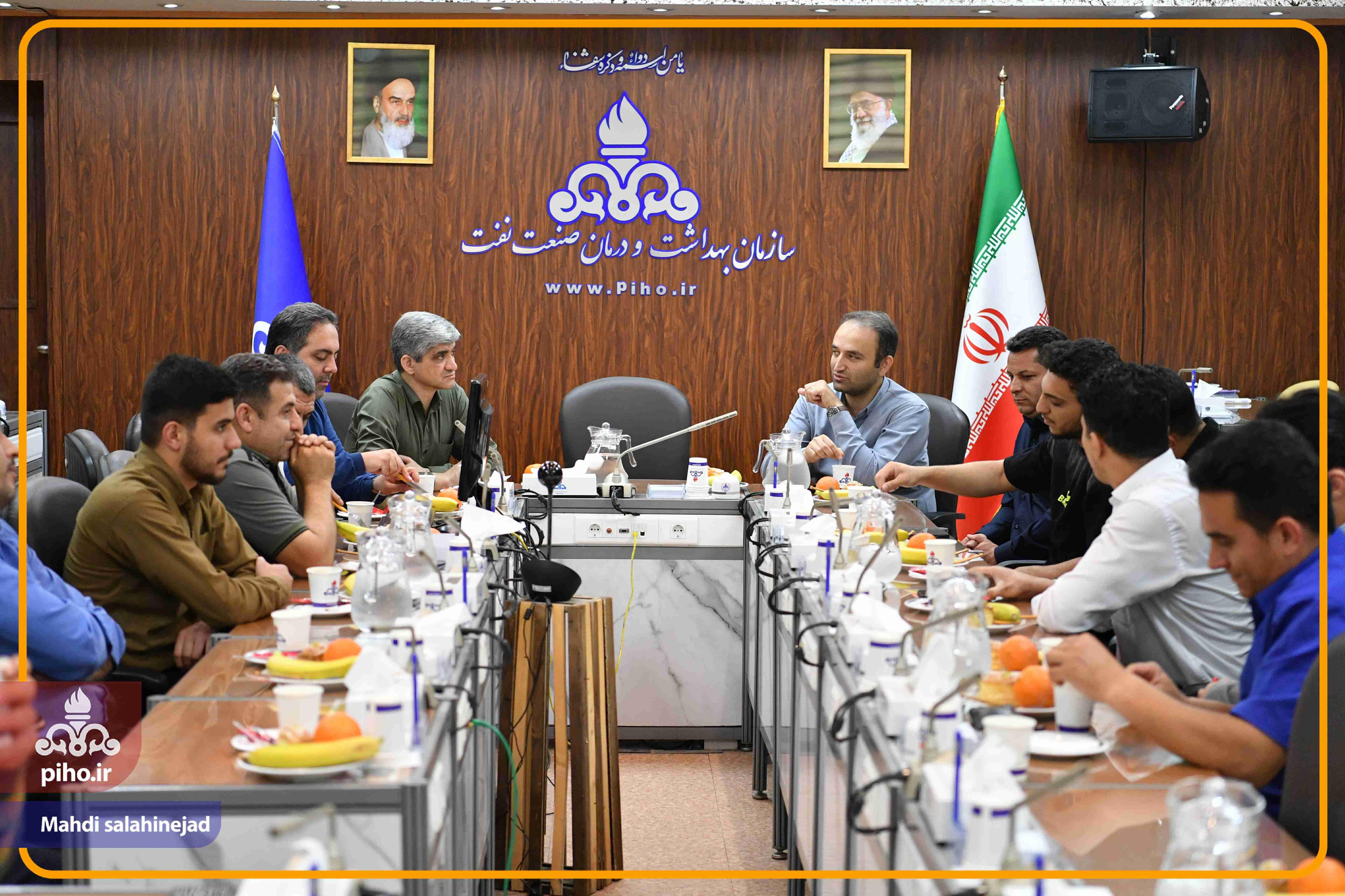 نشست روز کارگر 2