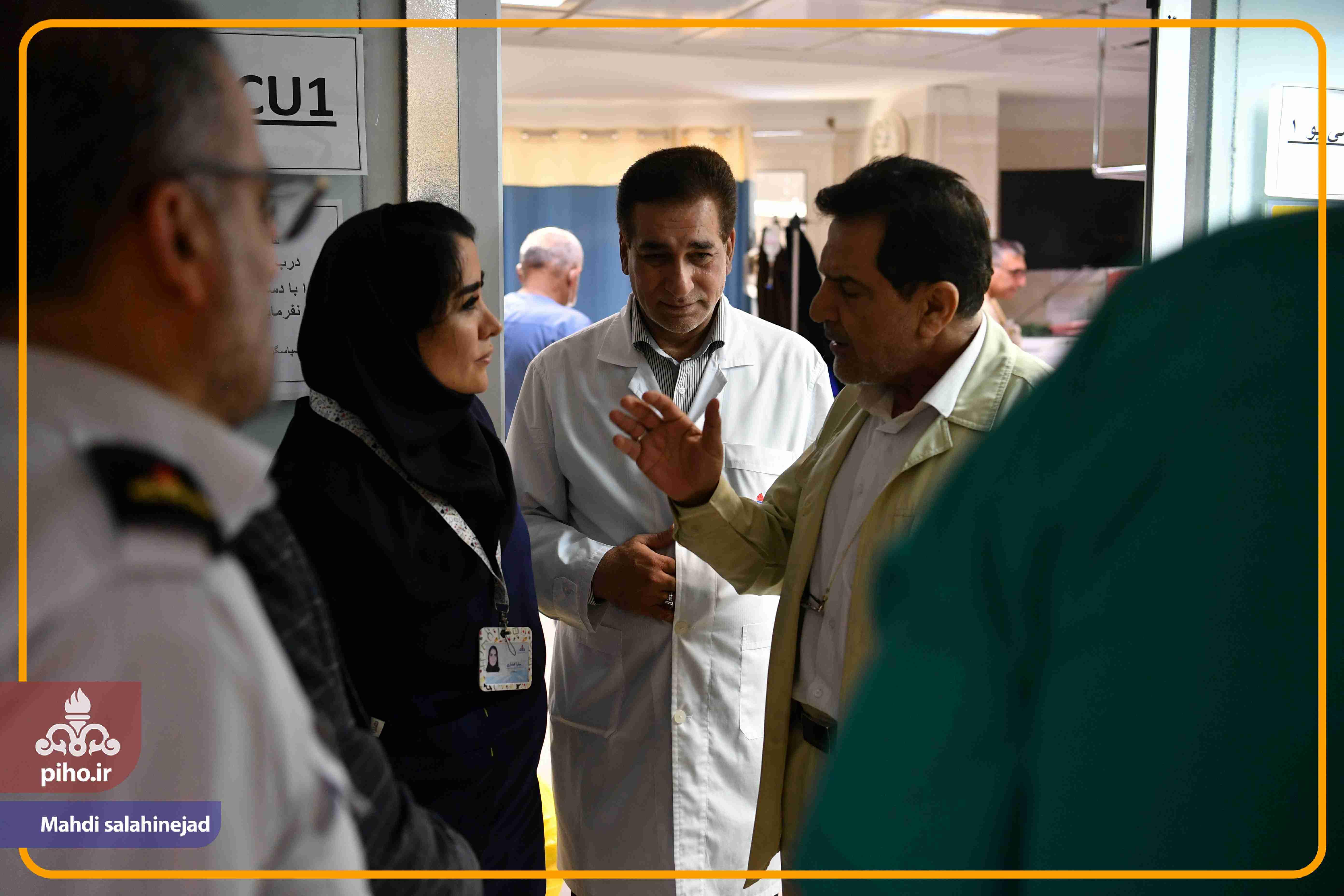 بازدید دکتر شجاع بیمارستان تهران 86