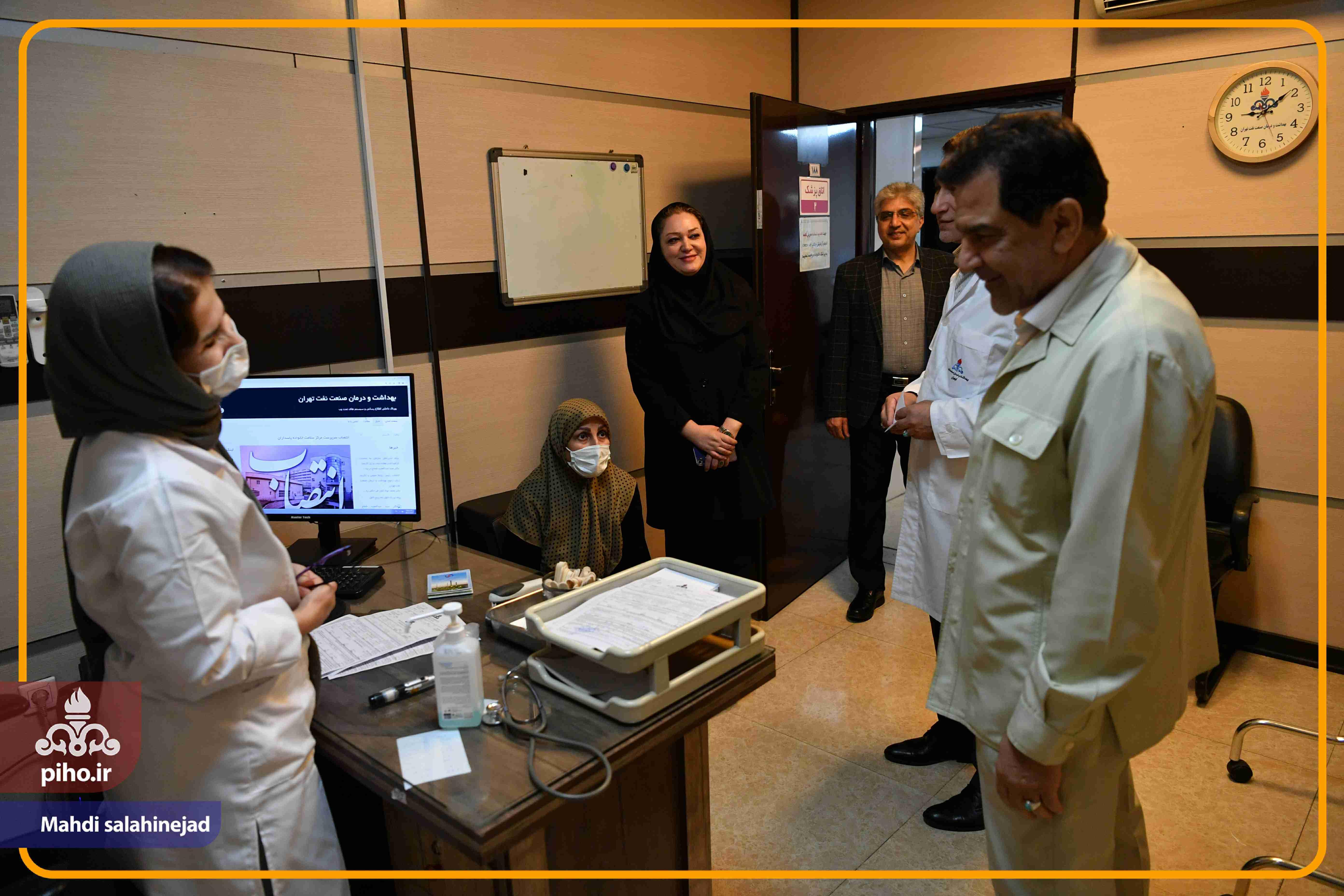 بازدید دکتر شجاع بیمارستان تهران 82