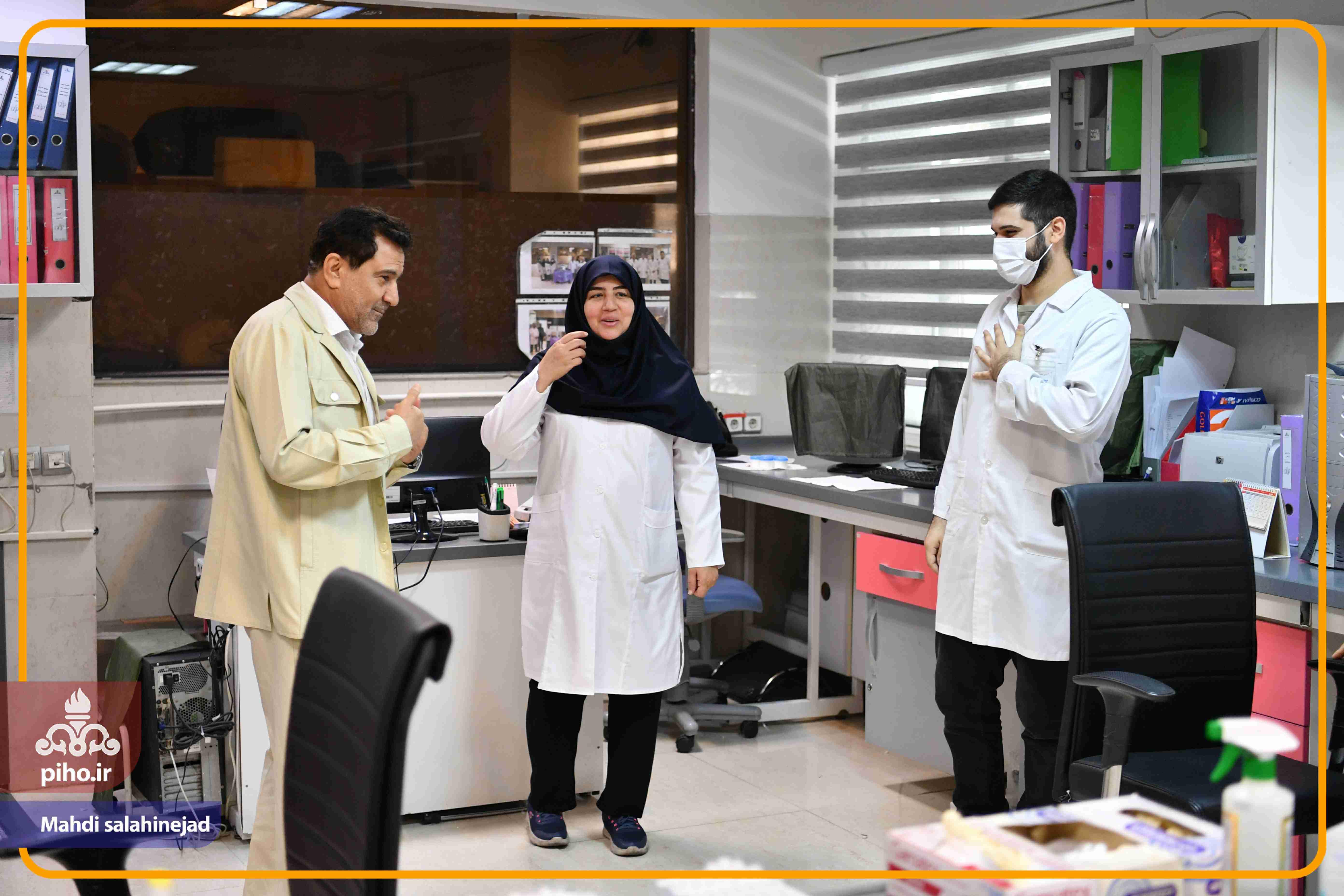 بازدید دکتر شجاع بیمارستان تهران 73