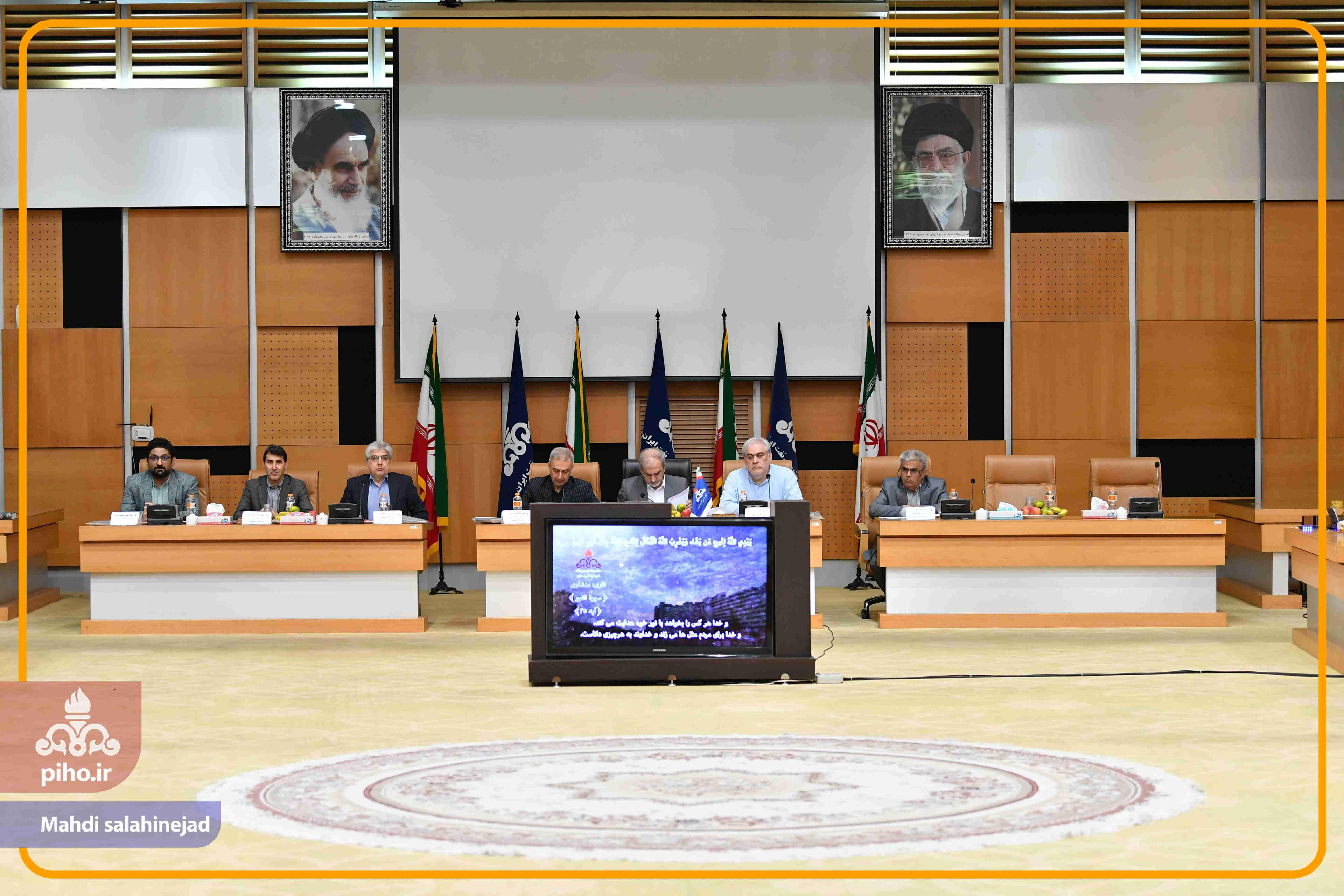 نشست معاونین و روسای پشتیبانی1404 81